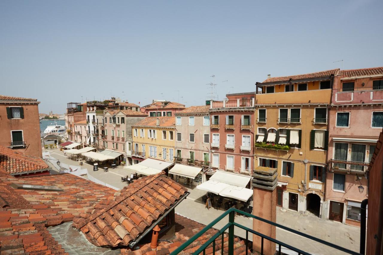 Apartamento Acqua - Attico Con Terrazza Venecia Exterior foto